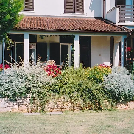 Luxurious Villa In Porec With Swimming Pool And Whirlpool 빌라