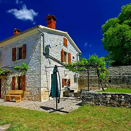 Holiday home David Tinjan